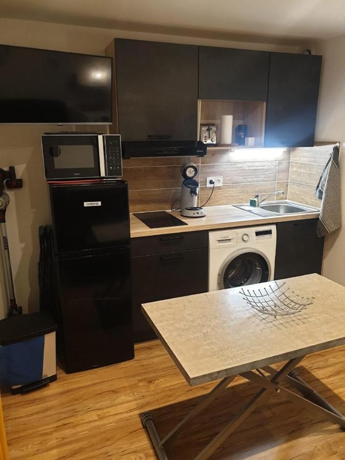 Le 67,Ski Et Randonnee,Lave Linge,Seche Linge,Parking Bernex Kültér fotó